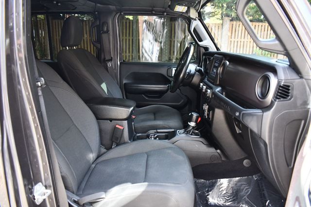 2018 Jeep Wrangler Unlimited Sport S 4x4 - 22935214 - 26