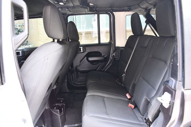 2018 Jeep Wrangler Unlimited Sport S 4x4 - 22935214 - 27