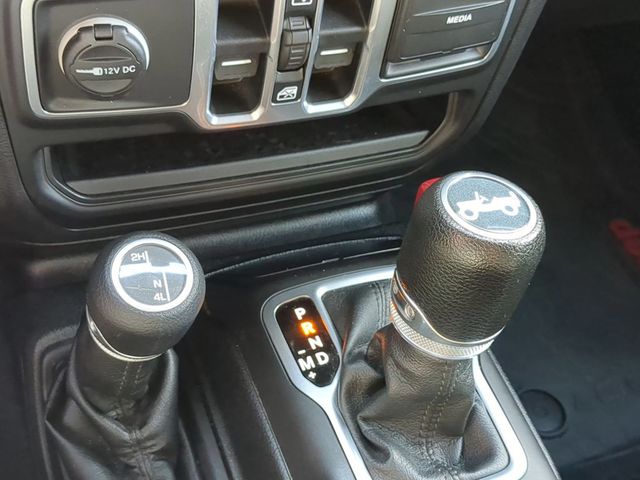 2018 Jeep Wrangler Unlimited Sport S 4x4 - 22803450 - 27