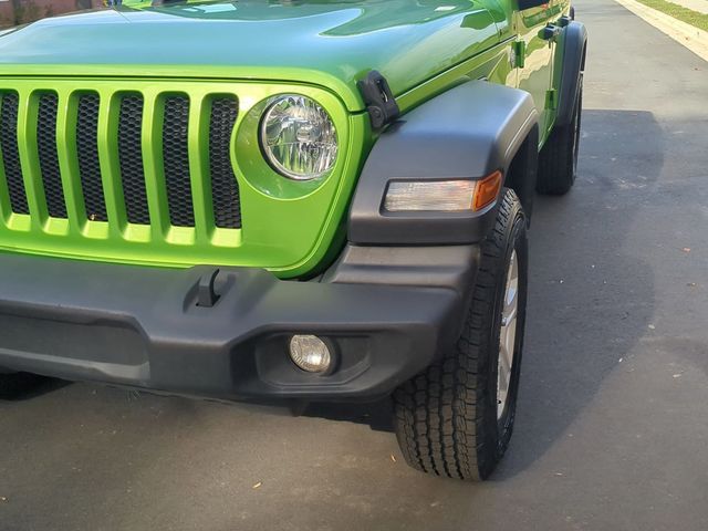 2018 Jeep Wrangler Unlimited Sport S 4x4 - 22803450 - 8