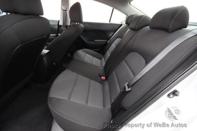 2018 Kia Forte LX Automatic - 21981389 - 13