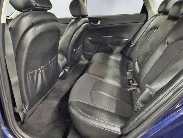 2018 Kia Optima LX Automatic - 22934308 - 20