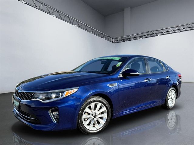 2018 Kia Optima LX Automatic - 22934308 - 25