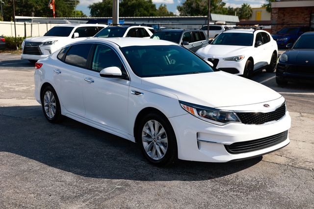 2018 Kia Optima LX Automatic - 22932300 - 14