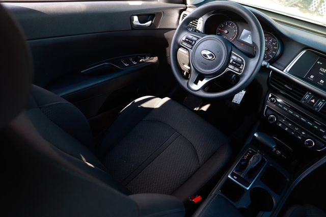 2018 Kia Optima LX Automatic - 22932300 - 20
