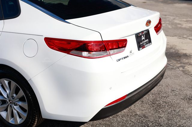 2018 Kia Optima LX Automatic - 22932300 - 35