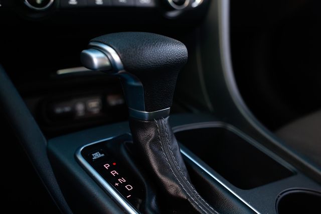 2018 Kia Optima LX Automatic - 22932300 - 38