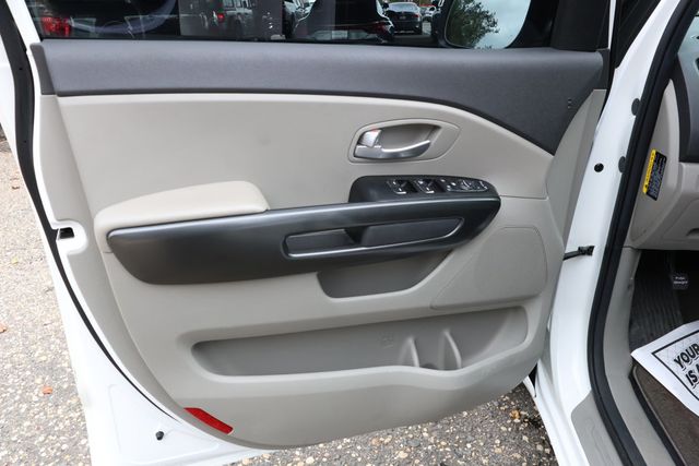 2018 Kia Sedona LX FWD - 22939890 - 9