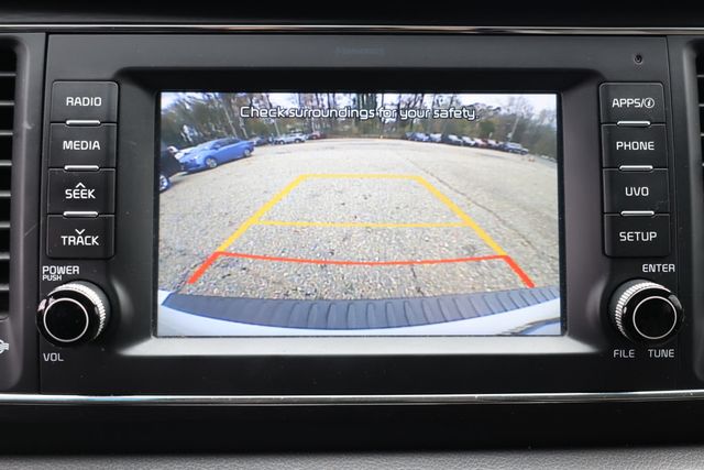 2018 Kia Sedona LX FWD - 22939890 - 18