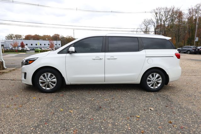 2018 Kia Sedona LX with Essentials Premium Package - 22939890 - 1