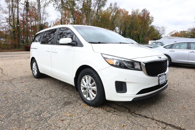 2018 Kia Sedona LX with Essentials Premium Package - 22939890 - 6