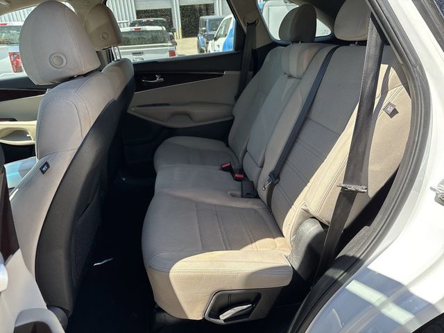 2018 Kia Sorento LX FWD - 22814050 - 16