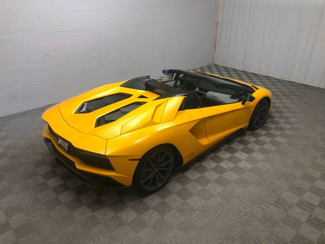 2018 Lamborghini Aventador S Roadster Just Arrived!  Only 621 miles! - 21833500 - 17