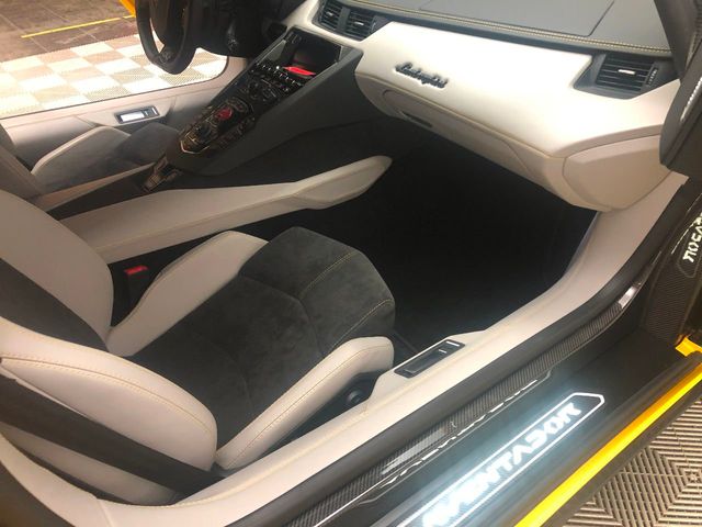 2018 Lamborghini Aventador S Roadster Just Arrived!  Only 621 miles! - 21833500 - 29