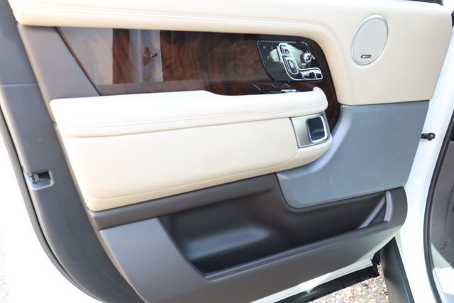 2018 Land Rover Range Rover Td6 Diesel HSE SWB with 825W Meridian Surround Sound, HUD & ACC - 22939977 - 10