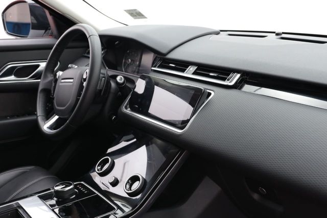 2018 Land Rover Range Rover Velar  - 20890835 - 16