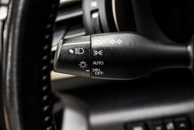 2018 Lexus IS IS 300 RWD - 22922218 - 28