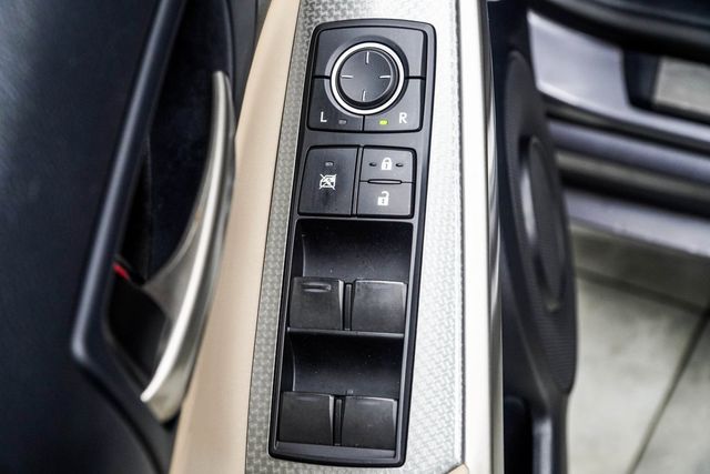 2018 Lexus IS IS 300 RWD - 22922218 - 31