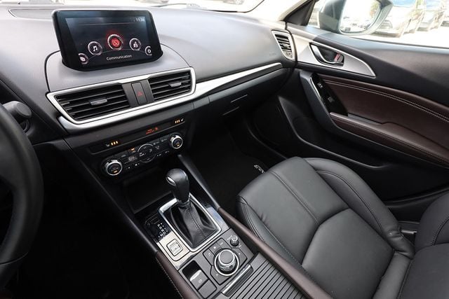 2018 MAZDA Mazda3 4-Door TOURING - 22935013 - 17