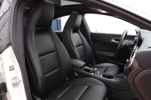 2018 Mercedes-Benz CLA CLA 250 4MATIC Coupe - 20905260 - 14