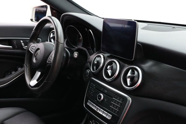 2018 Mercedes-Benz CLA CLA 250 4MATIC Coupe - 20905260 - 16