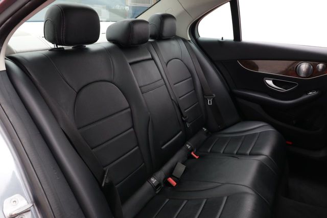 2018 Mercedes-Benz C-Class C 300 4MATIC Sedan - 20954671 - 12