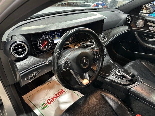 2018 Mercedes-Benz E-Class E 300 - 22232336 - 10