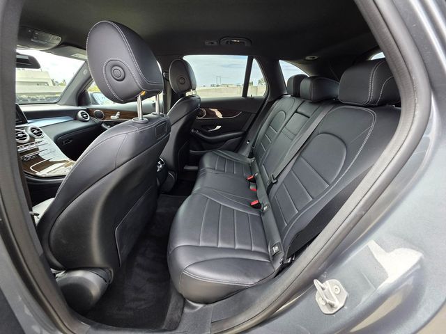 2018 Mercedes-Benz GLC GLC 300 SUV - 22819543 - 22