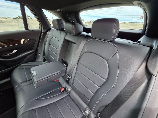 2018 Mercedes-Benz GLC GLC 300 SUV - 22819543 - 23