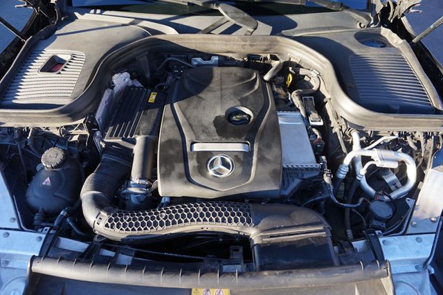 2018 Mercedes-Benz GLC LOW MILES, AMG PKG, PREMIUM PKG, BACKUP CAMERA  - 22933574 - 9