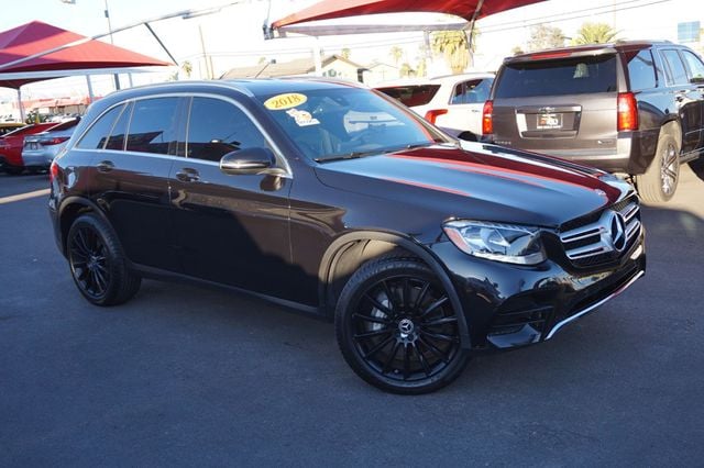 2018 Mercedes-Benz GLC LOW MILES, AMG PKG, PREMIUM PKG, BACKUP CAMERA  - 22933574 - 1