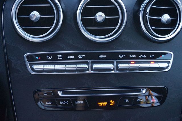 2018 Mercedes-Benz GLC LOW MILES, AMG PKG, PREMIUM PKG, BACKUP CAMERA  - 22933574 - 34