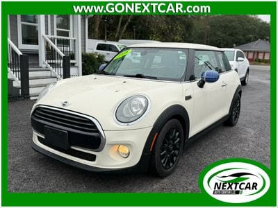 2018 MINI Cooper's photo