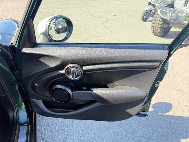 2018 MINI Cooper Hardtop 4 Door   - 22938084 - 16