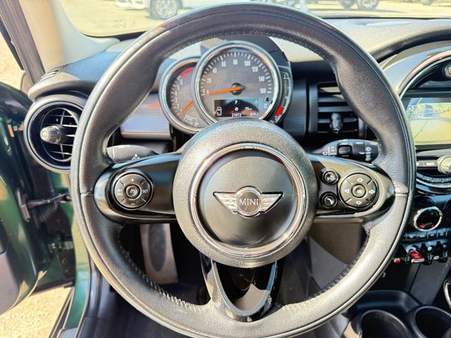 2018 MINI Cooper Hardtop 4 Door   - 22938084 - 21