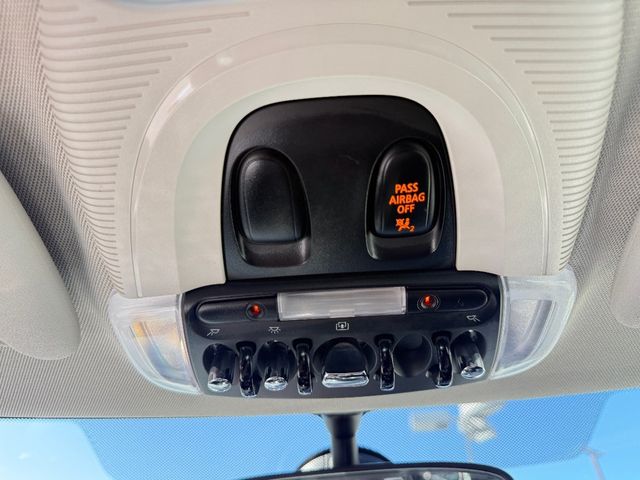 2018 MINI Cooper Hardtop 4 Door   - 22938084 - 28