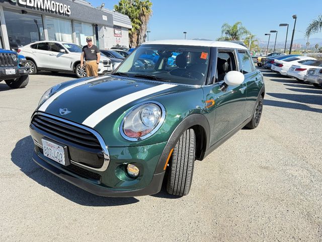 2018 MINI Cooper Hardtop 4 Door   - 22938084 - 2
