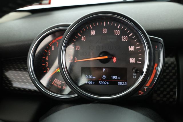 2018 MINI Cooper S Hardtop 2 Door with Panoramic Moonroof & LED Headlights - 22927975 - 11