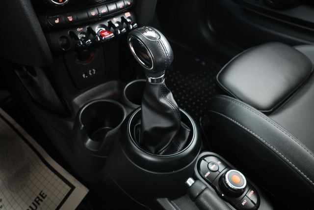 2018 MINI Cooper S Hardtop 2 Door with Panoramic Moonroof & LED Headlights - 22927975 - 13