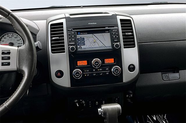 2018 Nissan Frontier Crew Cab 4x4 PRO-4X Automatic - 22895728 - 17