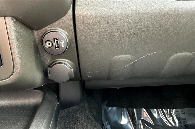 2018 Nissan Frontier Crew Cab 4x4 PRO-4X Automatic - 22895728 - 18