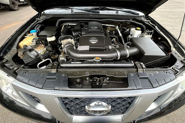 2018 Nissan Frontier Crew Cab 4x4 PRO-4X Automatic - 22895728 - 25