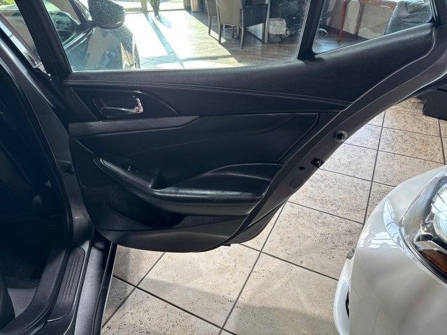 2018 Nissan Maxima SV 3.5L - 22908294 - 23