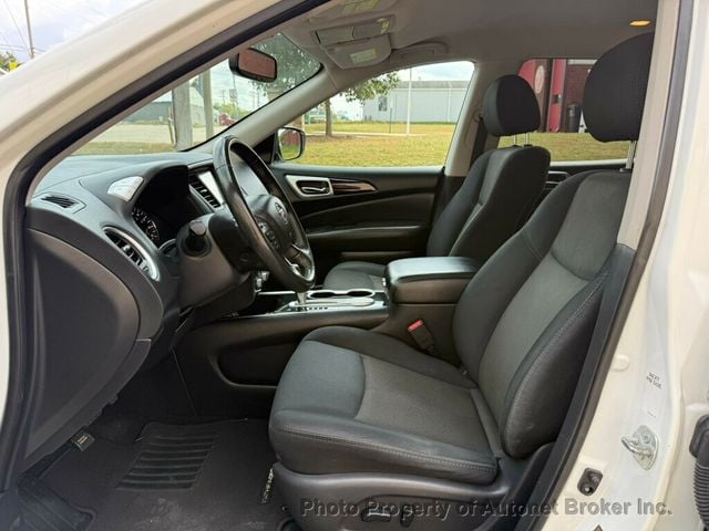 2018 Nissan Pathfinder FWD SV - 22921541 - 9