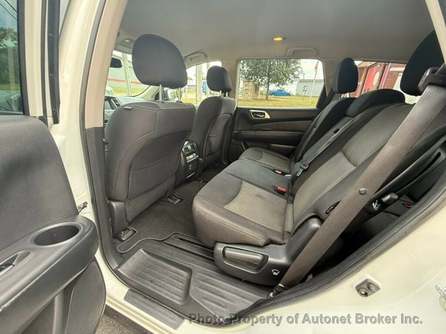 2018 Nissan Pathfinder FWD SV - 22921541 - 17