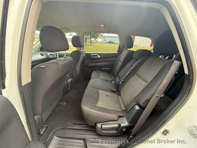 2018 Nissan Pathfinder FWD SV - 22921541 - 18