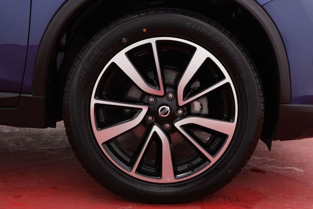 2018 Nissan Rogue AWD SL - 20920345 - 25