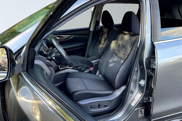 2018 Nissan Rogue AWD SV - 22926839 - 9
