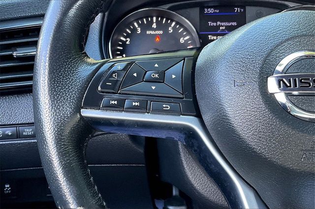 2018 Nissan Rogue AWD SV - 22926839 - 20