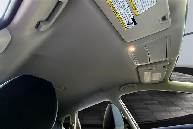 2018 Nissan Rogue AWD SV - 22926839 - 32